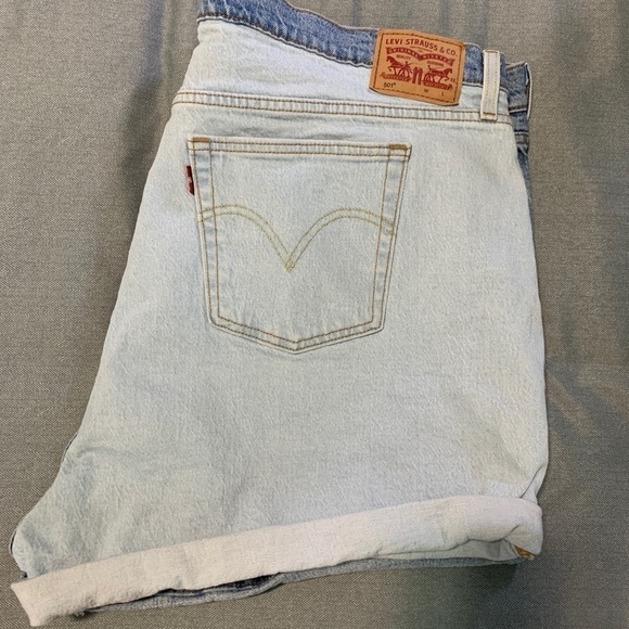 LEVI’S - 501 High Waisted Button Fly Multicolor Jean Shorts - Picture 4 of 8